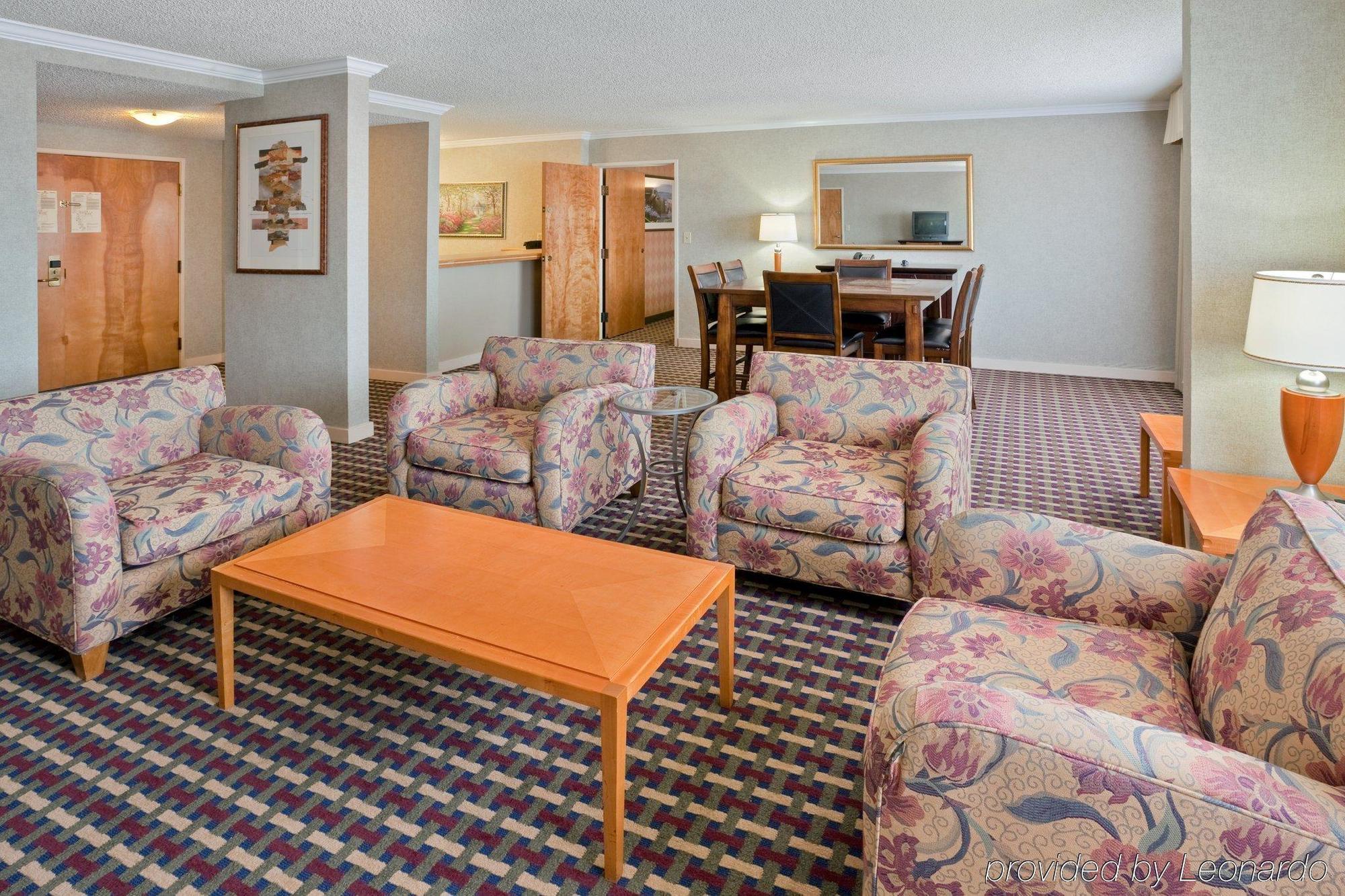 Crowne Plaza Silicon Valley North - Union City By Ihg Exterior photo
